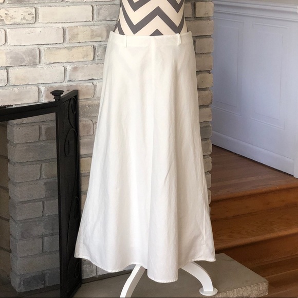 Old Navy Dresses & Skirts - Old Navy•Vintage Linen Flare Skirt•Sz 4